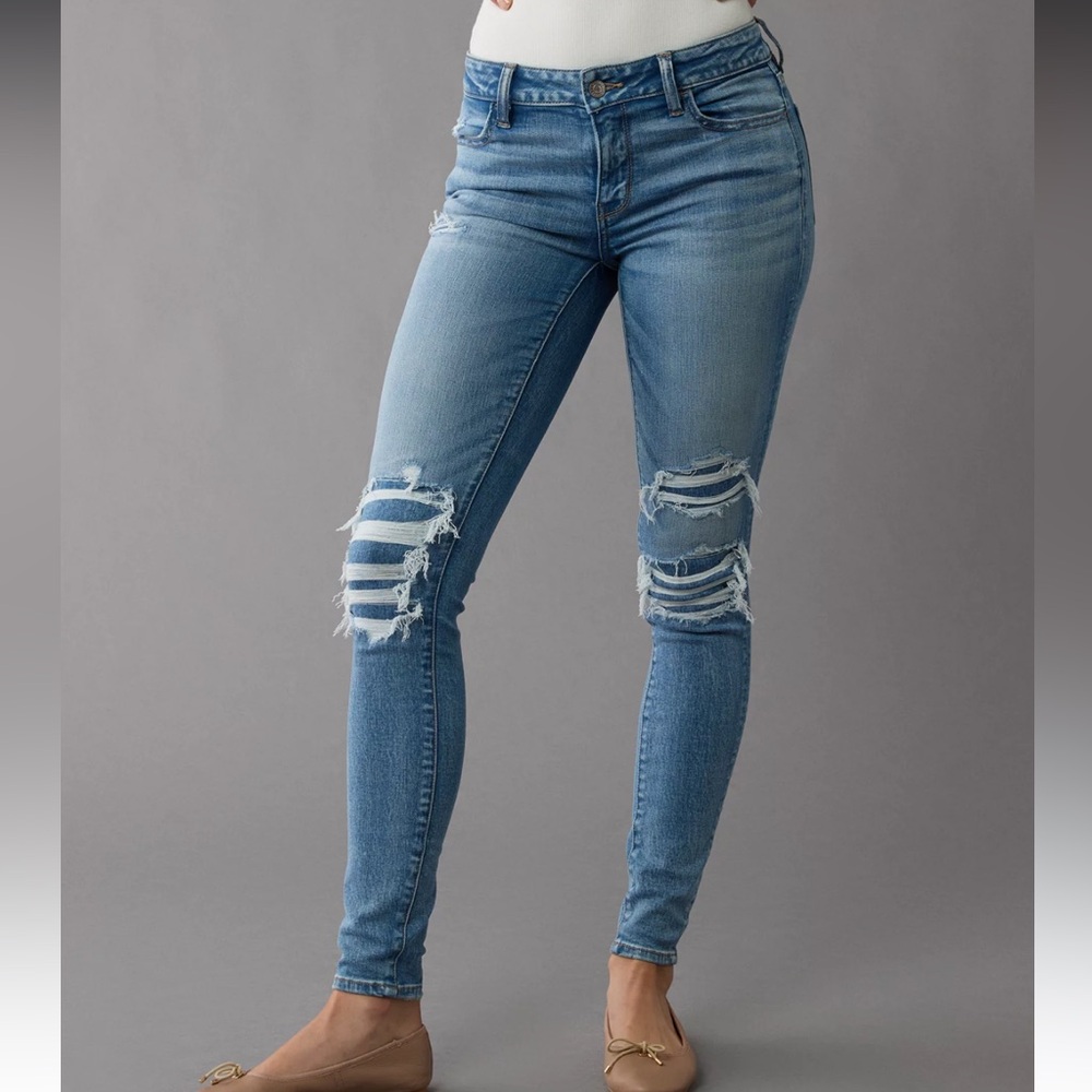 American Eagle Outfitters Light Blue Ripped Skinny Jeans